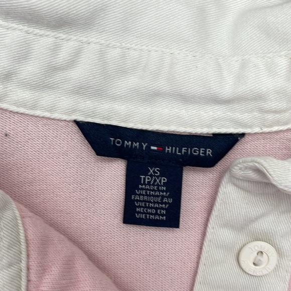 🩶 3/$15 🩶 Vintage Tommy Hilfiger Shirt - Picture 3 of 5
